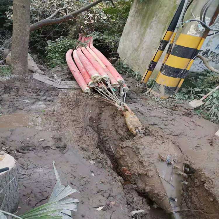 川汇拖拉管